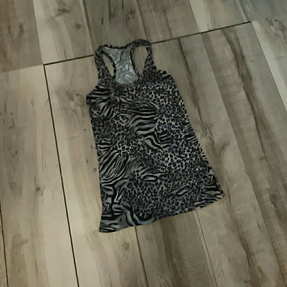 Wet Seal Tank Tops - Picture 2 of 5